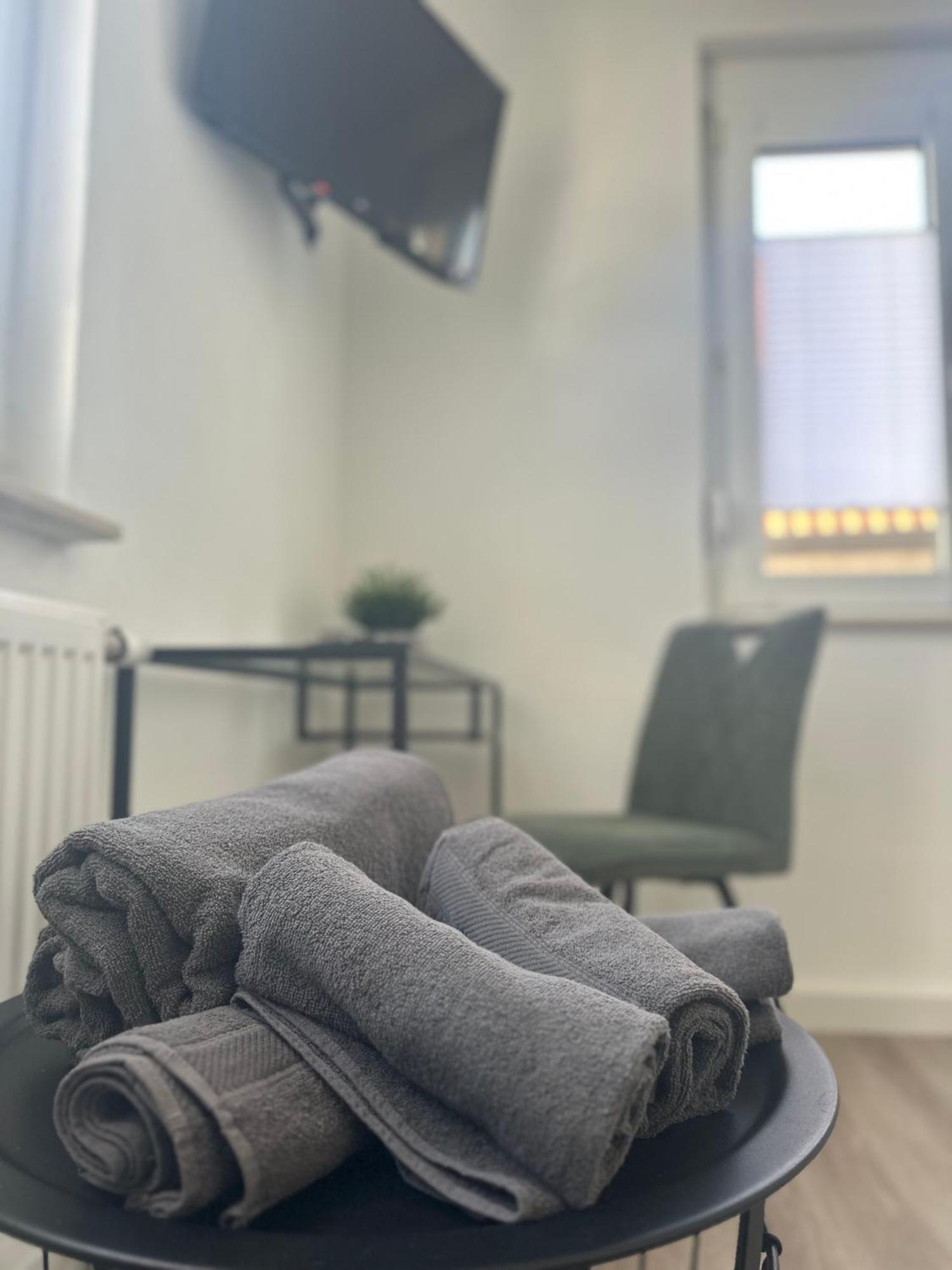 Neckarnest Ferienwohnung Neckarwestheim Exteriör bild