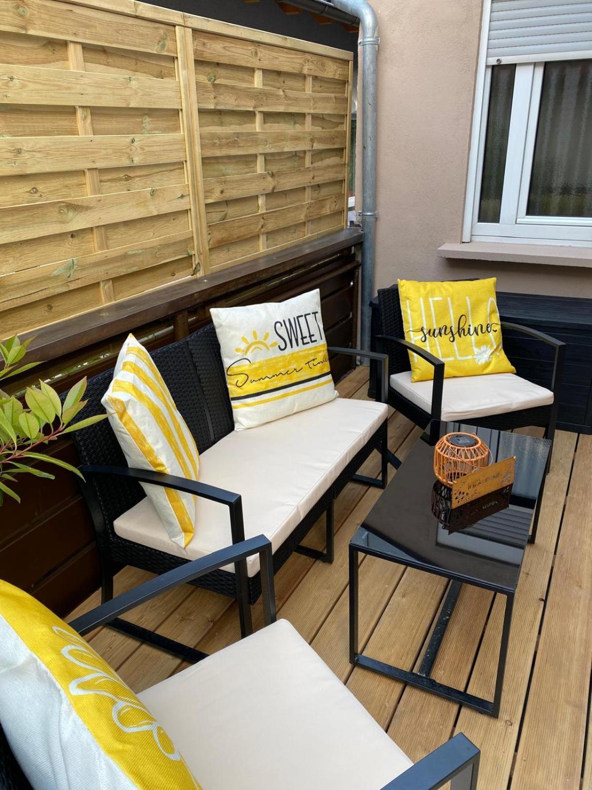 Neckarnest Ferienwohnung Neckarwestheim Exteriör bild